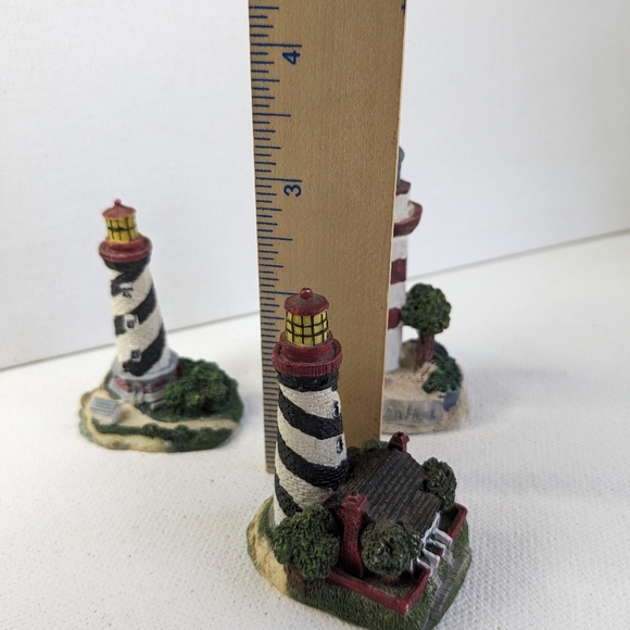 Lot of 3 Lighthouse Figurines 2"-3" Nautical Theme Decor C2 - Picture 5 of 8